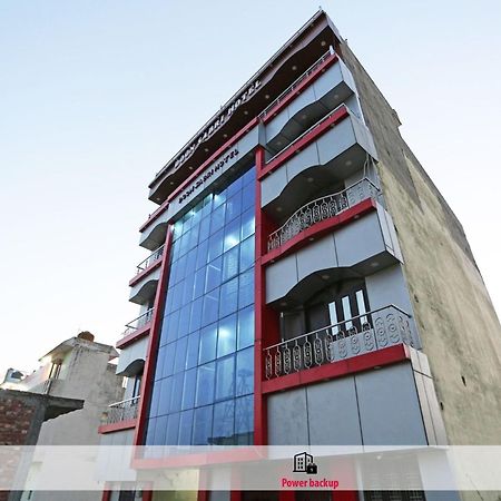 Spot On Hotel Doon Sabri Roorkee Ngoại thất bức ảnh
